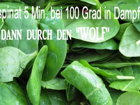 Rezept: Pochiertes Ei auf Sahnespinat-Tomaten-Concassée-Bett Bild Nr. 2 Pochiertes Ei auf Sahnespinat-Tomaten-Concassée-Bett - Rezept - Bild Nr. 2