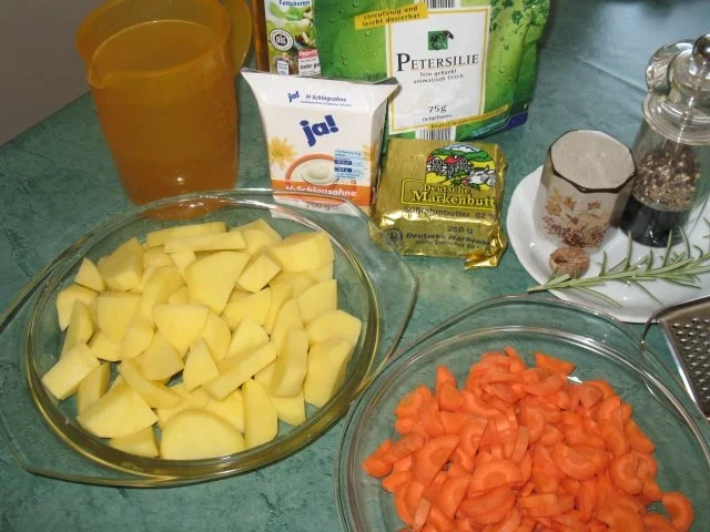 Kartoffel-Möhren-Stampf mit Rosmarin - Rezept - Bild Nr. 2