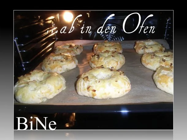 Rezept: BiNe` S ZWIEBELBAGELS Bild Nr. 9 BiNe` S ZWIEBELBAGELS - Rezept - Bild Nr. 9