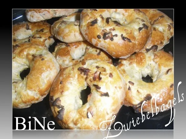 Rezept: BiNe` S ZWIEBELBAGELS BiNe` S ZWIEBELBAGELS - Rezept