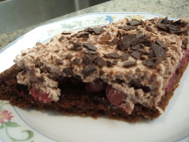 Rezept: Backen: Schwarzwälder Kirschkuchen Backen: Schwarzwälder Kirschkuchen - Rezept