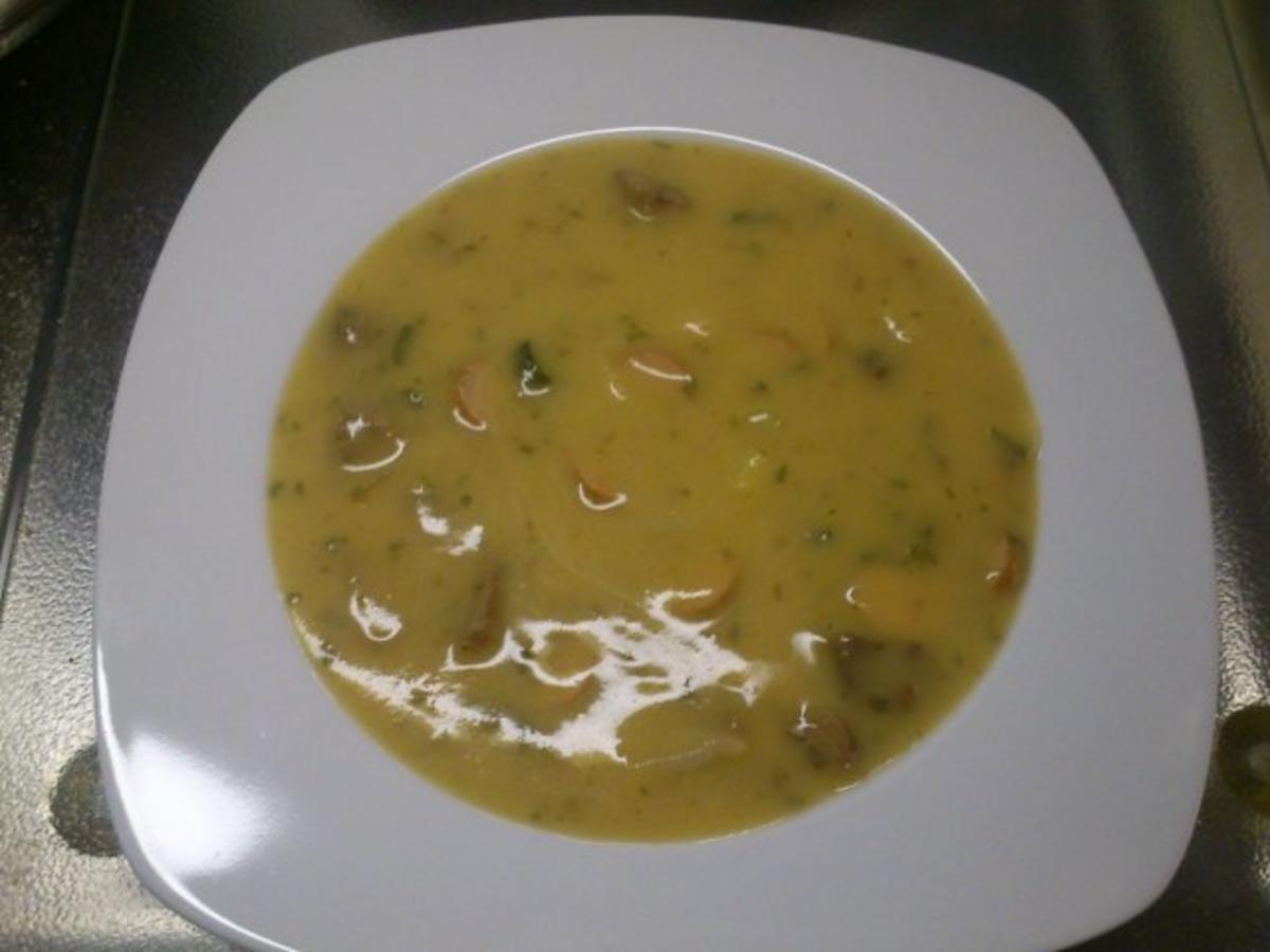 Bilder für Kartoffelcremesuppe mit ganz viel Einlage :D - Rezept