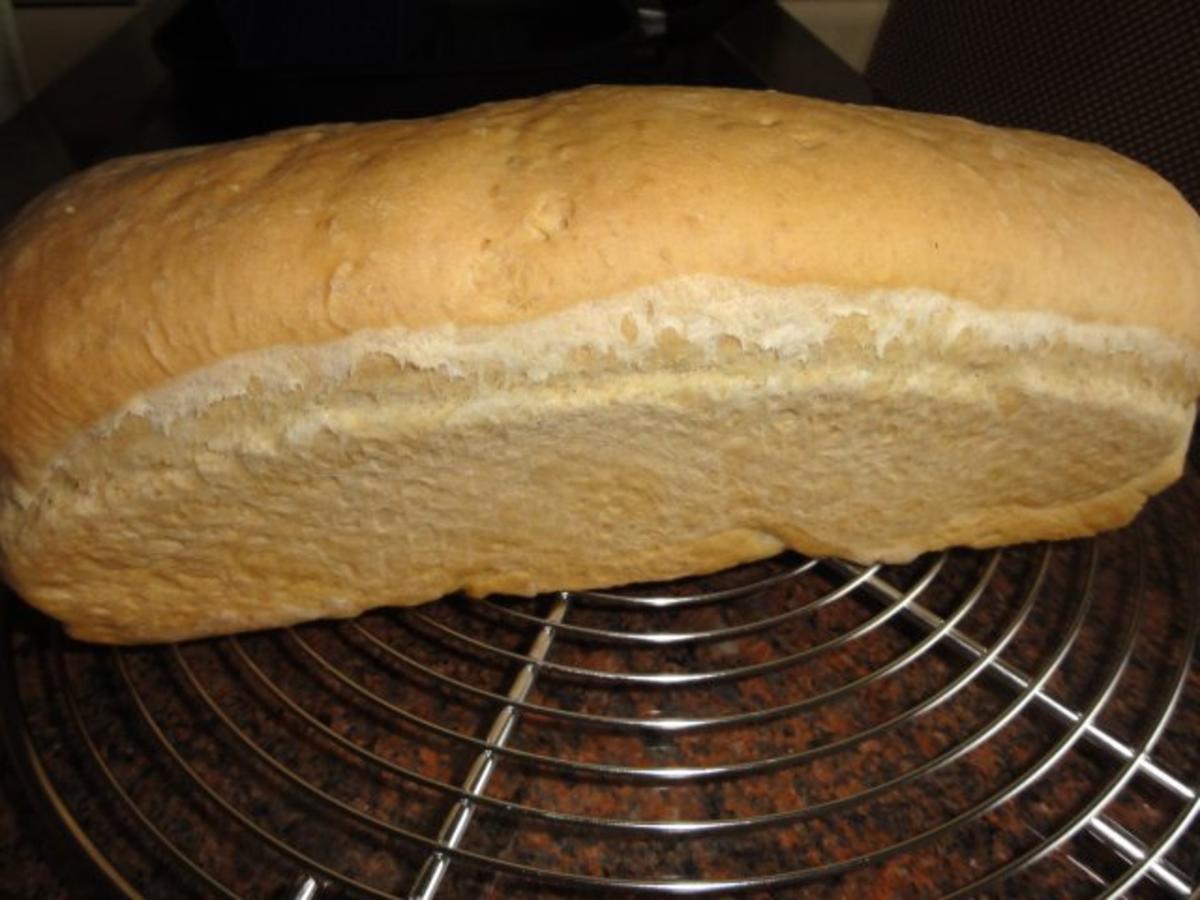Brot: WEIßBROT / TOASTBROT - Rezept mit Bild - kochbar.de