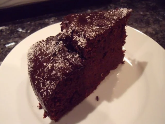 Rezept: Zartbitter-Schokokuchen Bild Nr. 2 Zartbitter-Schokokuchen - Rezept - Bild Nr. 2