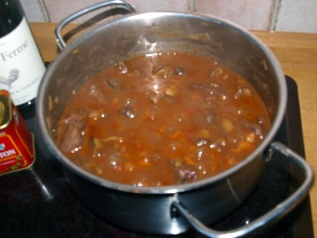 Wildschweinragout aus Ligurien mit Pasta  (Pappardelle al ragù di cinghiale dalla Liguria) - Rezept - Bild Nr. 2