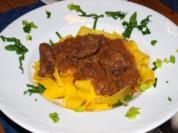 Wildschweinragout aus Ligurien mit Pasta  (Pappardelle al ragù di cinghiale dalla Liguria) - Rezept