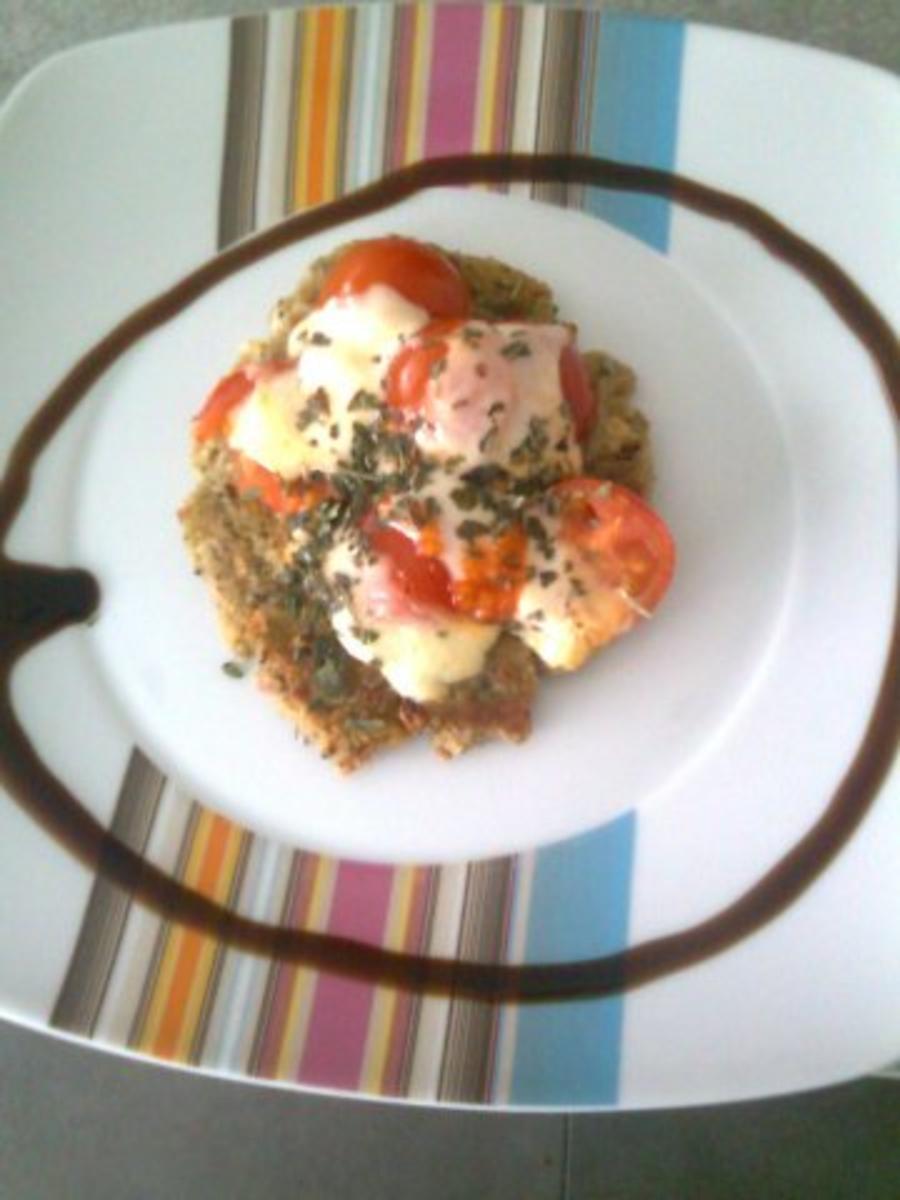 Vollkorn -Gemüse-Burger mit Mozarella überbacken - Rezept - kochbar.de