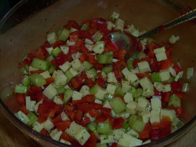 Rezept: Käsesalat alla Yoshi Bild Nr. 2 Käsesalat alla Yoshi - Rezept - Bild Nr. 2