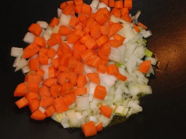 Vegetarisch : Chinakohl, Wintergemüse, Ananas mit köstlichen Currysud auf Kokos-Reis - Rezept - Bild Nr. 2