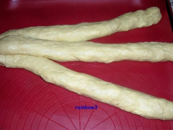 Rezept: Backen: Hefezopf, einfach Bild Nr. 4 Backen: Hefezopf, einfach - Rezept - Bild Nr. 4