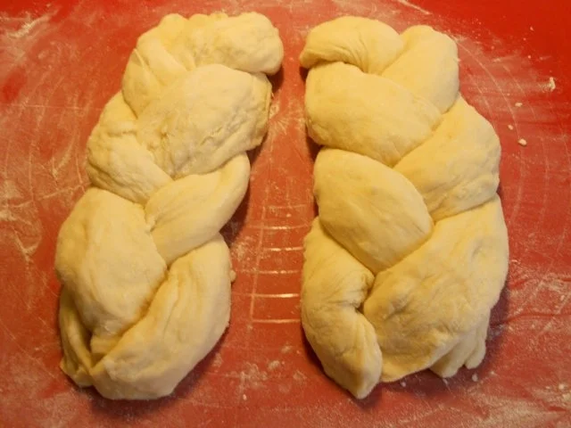 Rezept: Backen: Hefezopf, einfach Bild Nr. 6 Backen: Hefezopf, einfach - Rezept - Bild Nr. 6