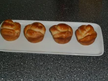 "Rosen" - Honigbrötchen - Rezept