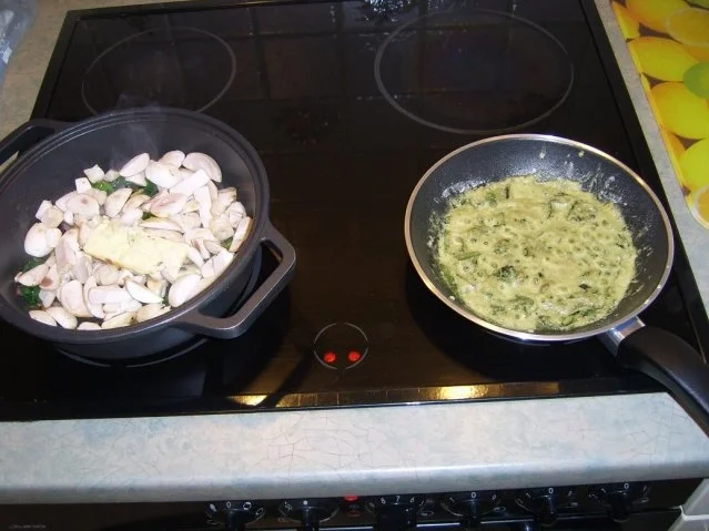 Rezept: Champignoncremsuppe Bild Nr. 8 Champignoncremsuppe - Rezept - Bild Nr. 8