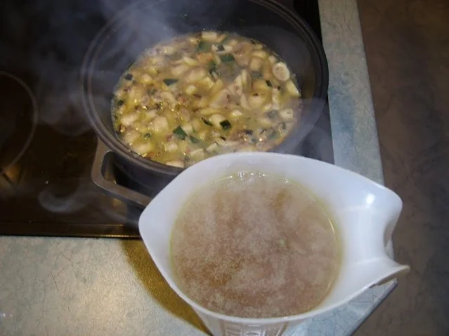 Rezept: Champignoncremsuppe Bild Nr. 10 Champignoncremsuppe - Rezept - Bild Nr. 10