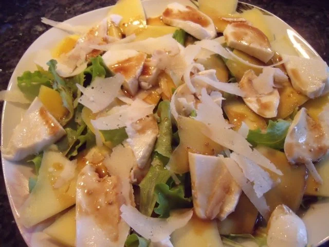 Mango-Mozzarella-Rucola-Salat - Rezept
