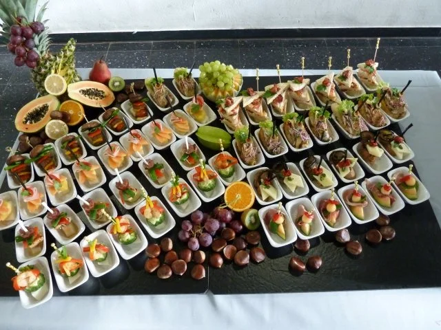 Fingerfood Pute auf Ananassockel - Rezept - Bild Nr. 2