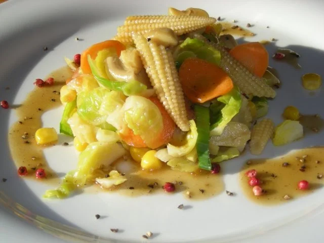 Rezept: Rosenkohlsalat & viel Gemüse Bild Nr. 3 Rosenkohlsalat & viel Gemüse - Rezept - Bild Nr. 3