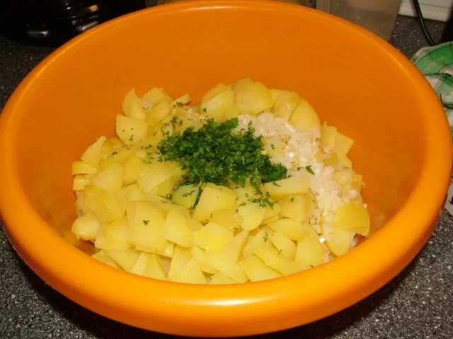 Kartoffelsalat - " Schwäbisch " - Rezept - Bild Nr. 3