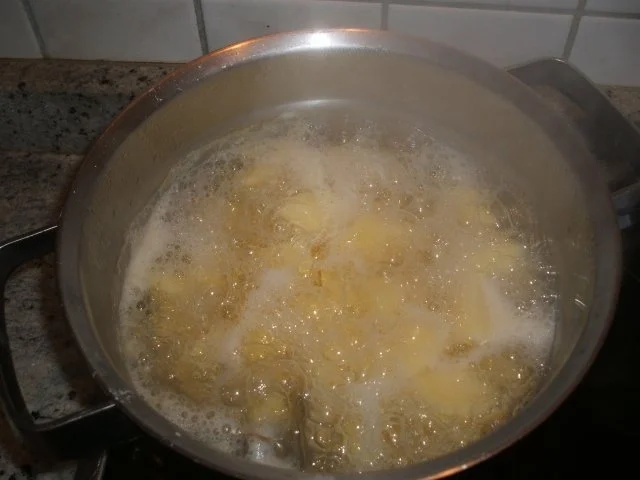 Auflauf: Hackfleisch unter der Haube - Rezept - Bild Nr. 2