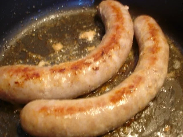 Rezept: Tomaten-Gurkengemüse mit Bratwurst und Kartoffelpilzen Bild Nr. 11 Tomaten-Gurkengemüse mit Bratwurst und Kartoffelpilzen - Rezept - Bild Nr. 11