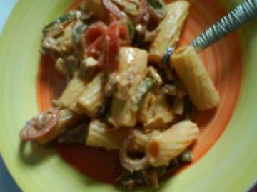 Nudelsalat mit karamellisiertem Gemüse - Rezept