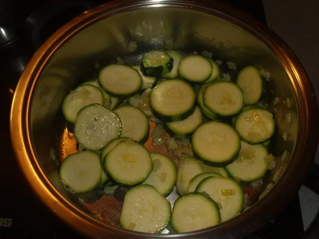 Pasta  in Zucchini-Schinken-Käse-Sosse - Rezept - Bild Nr. 3