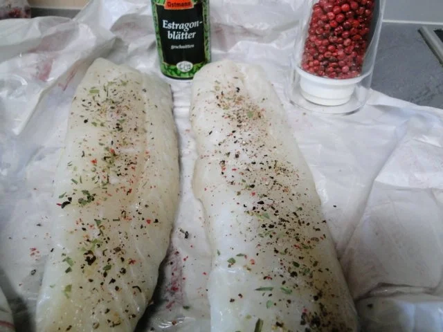 Rezept: Skrei Winterkabeljau Loin Filet und Grünschalmuschelfleisch mit King Prawns in Champagner- Bild Nr. 2 Skrei Winterkabeljau Loin Filet und Grünschalmuschelfleisch mit King Prawns in Champagner- - Rezept - Bild Nr. 2