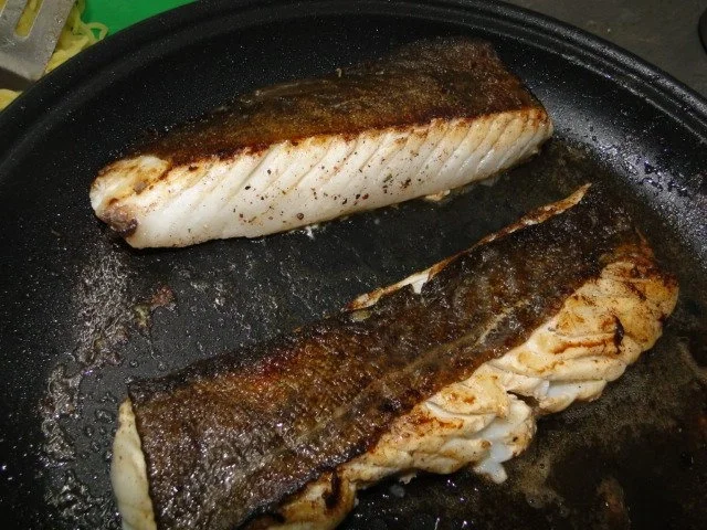 Rezept: Skrei Winterkabeljau Loin Filet und Grünschalmuschelfleisch mit King Prawns in Champagner- Bild Nr. 5 Skrei Winterkabeljau Loin Filet und Grünschalmuschelfleisch mit King Prawns in Champagner- - Rezept - Bild Nr. 5