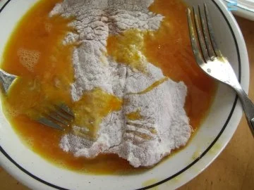 Rezept: Panierte Schweineschnitzel - ganz traditionell Bild Nr. 4 Panierte Schweineschnitzel - ganz traditionell - Rezept - Bild Nr. 4