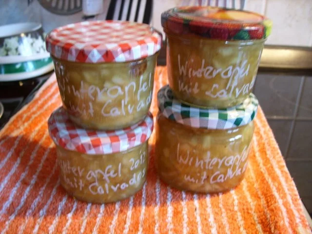 Konfitüre & Co:  Winterapfel mit Calvados - Rezept