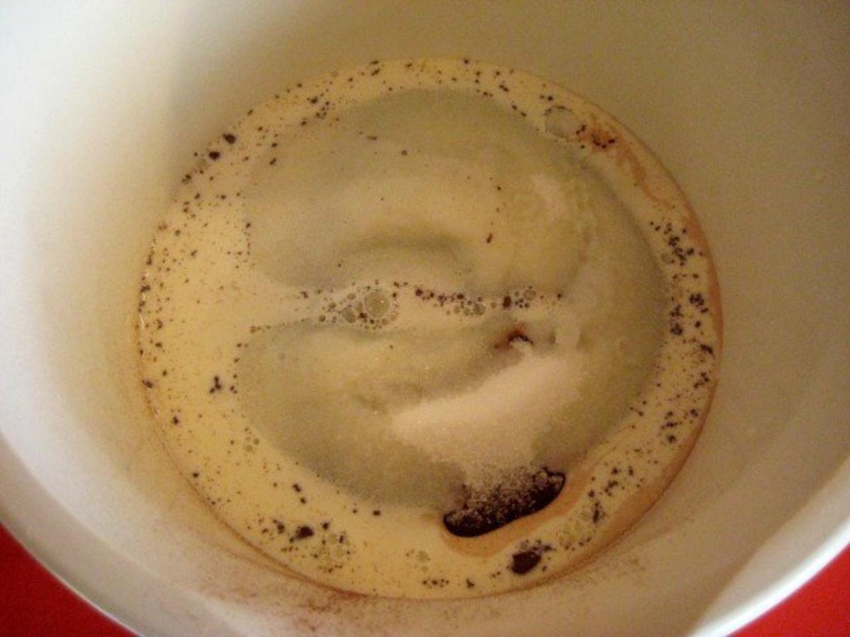 Schoko Nuss Gugelhupf - schnell &amp; einfach - von manschie