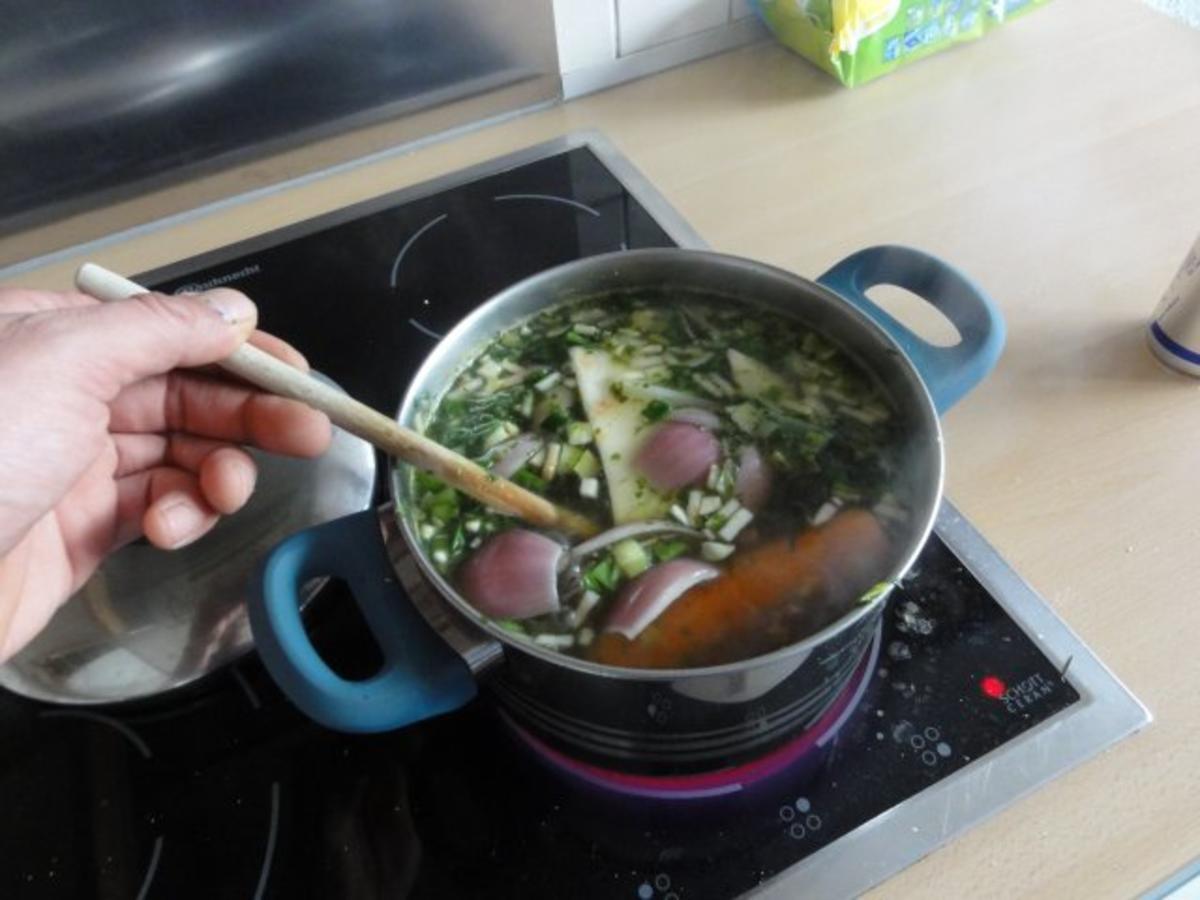 Gemüsefond - Rezept mit Bild - kochbar.de