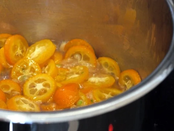 Marzipanpudding mit Karamell-Kumquats - Rezept - Bild Nr. 3