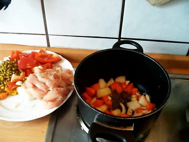 Gemüse - Käsetopf mit Hähnchenfiletstreifen - Rezept - Bild Nr. 3