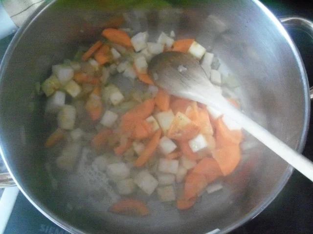 Vorspeise – Tomatensuppe afrikanische Art - Rezept - Bild Nr. 2