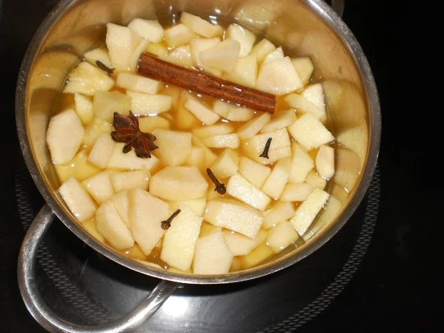 Ricottaschokocreme mit Apfelkompott mit Obstler - Rezept - Bild Nr. 3