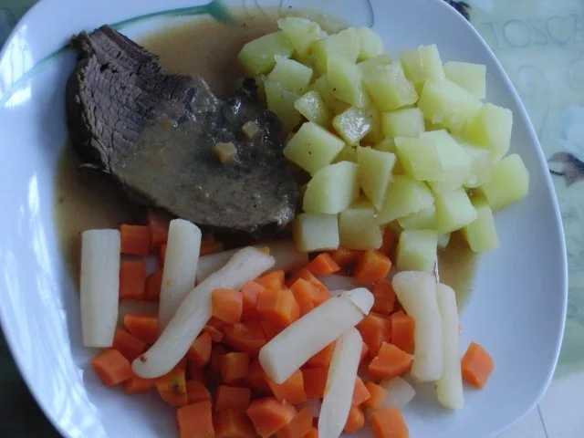 Rind : Sauerbraten nach Großmutter-Art die letztes Jahr mit 98 verstarb, in stiller Trauer - Rezept - Bild Nr. 15
