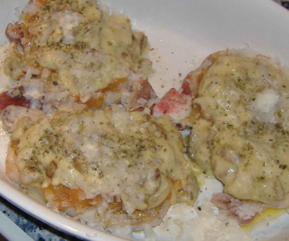 Koteletts mit Tomatenkompott und Pilzbechamel überbacken - Rezept - Bild Nr. 5