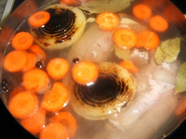 Rezept: Zunge mit Weißweinsoße Bild Nr. 4 Zunge mit Weißweinsoße - Rezept - Bild Nr. 4