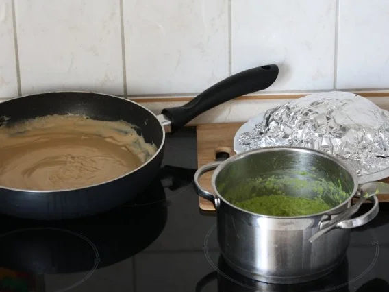 Fleisch, Rind: Rinderschnitzel mit Rahmcreme an Erbesenpüree - Rezept - Bild Nr. 6