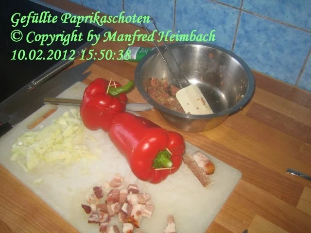 Hackfleisch - Manfred’s herzhaft gefüllte Paprikaschoten - Rezept