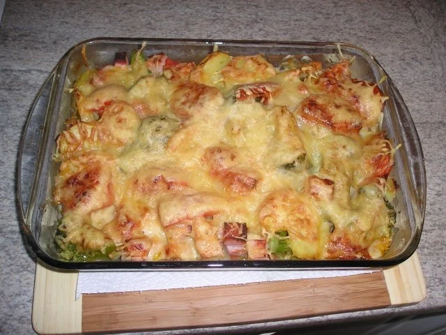 Rezept: Überbackener Kasseler-Brokkoli-Auflauf Überbackener Kasseler-Brokkoli-Auflauf - Rezept