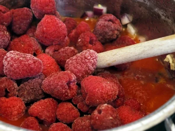 Überbackenes Himbeer-Hähnchen mit Tagliatelle - Rezept - Bild Nr. 8