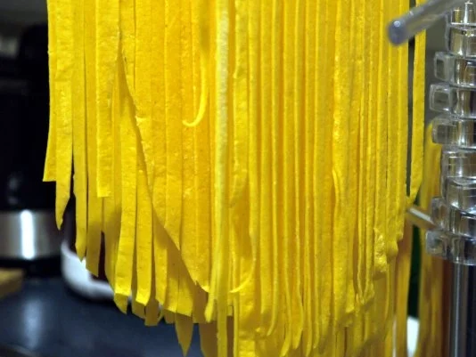 Überbackenes Himbeer-Hähnchen mit Tagliatelle - Rezept - Bild Nr. 4