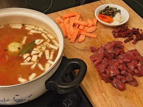 Rezept: Rindersüppchen mit Meerrettich Bild Nr. 6 Rindersüppchen mit Meerrettich - Rezept - Bild Nr. 6