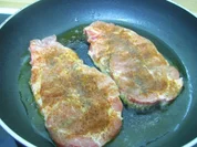 Nackenkotelett mit Paprikasauce - Rezept