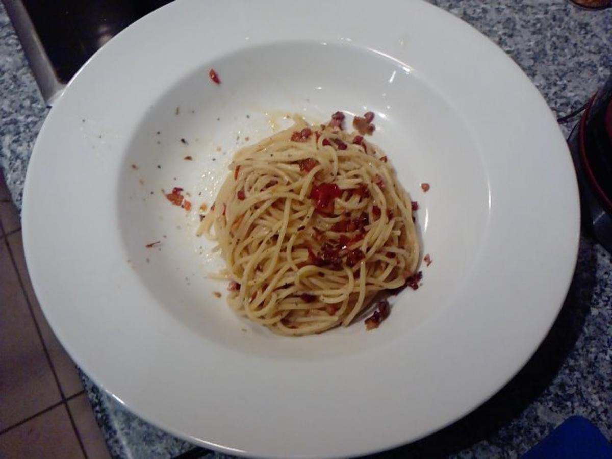 Spaghetti Prosciutto molto picante a la Andy - Rezept - Bild Nr. 8