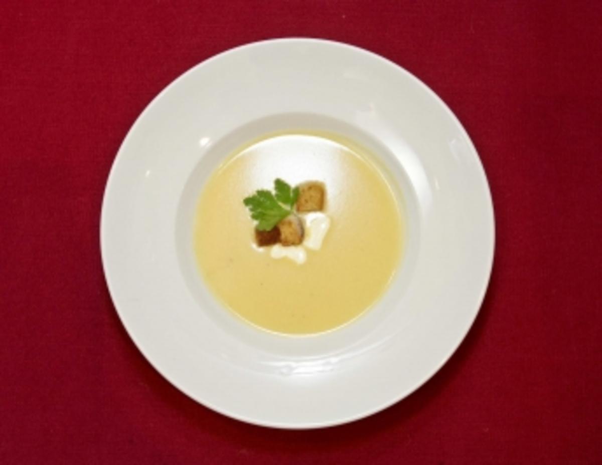 Rheinische Kartoffelsuppe mit Croutons (Gabriele Metzger) - Rezept