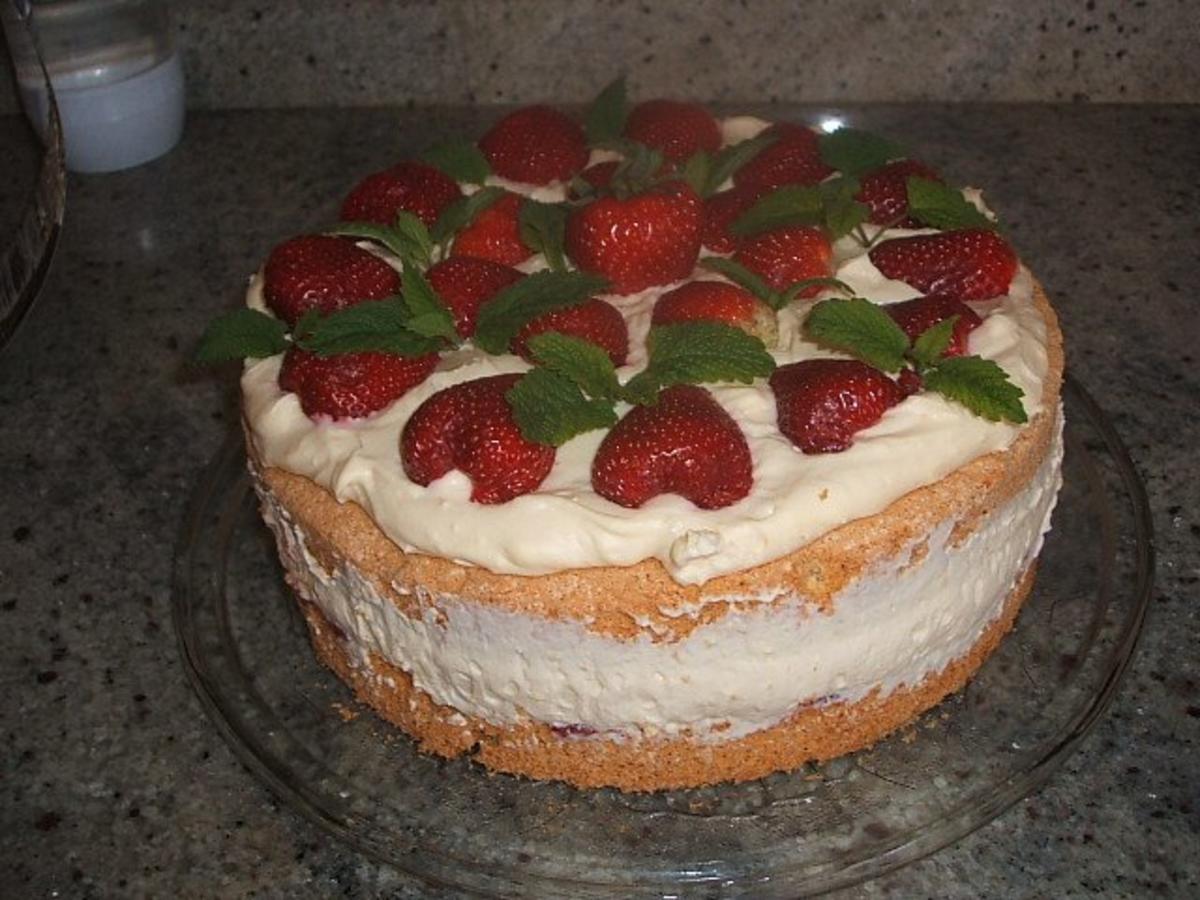 Bilder für Backen: Erdbeertorte 