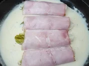 Chicoree   mit  Schinken und  Käsesoße - Rezept
